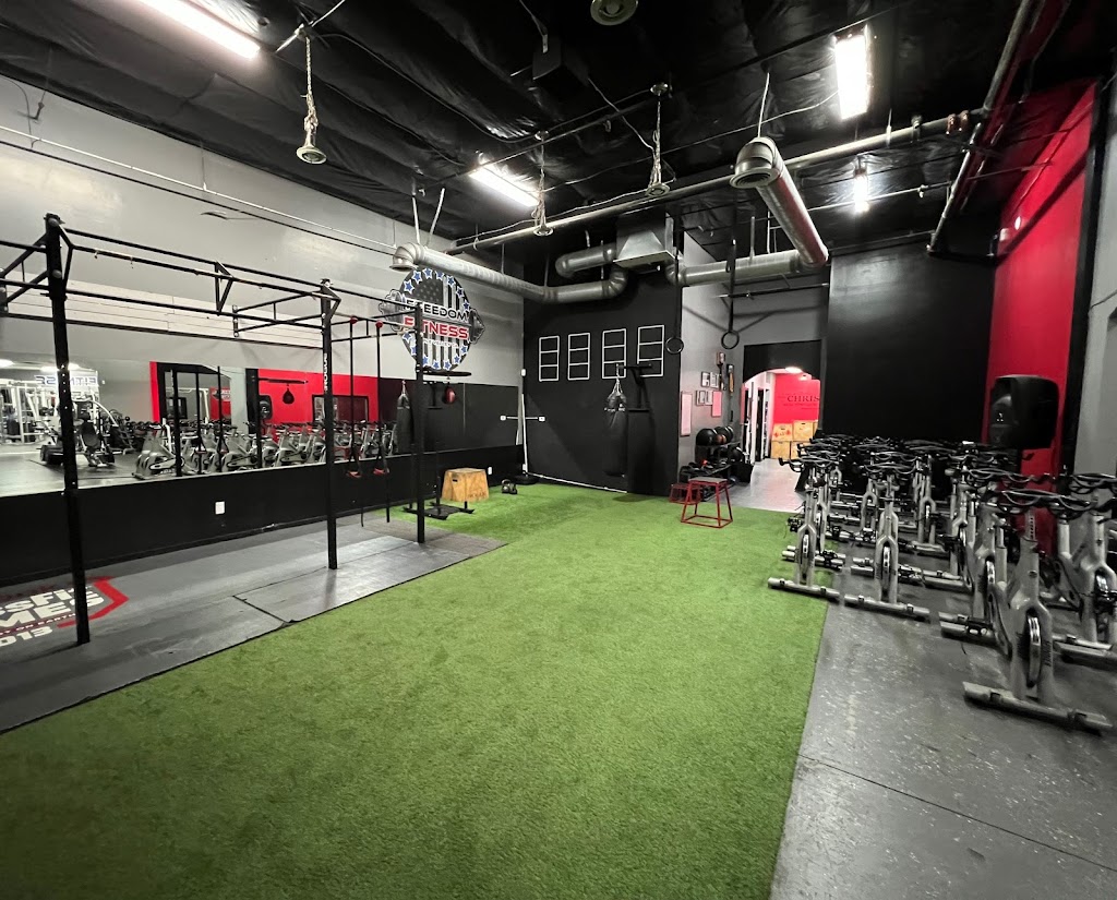 Freedom Fitness | 15850 Apple Valley Rd Unit 122, Apple Valley, CA 92307, USA | Phone: (760) 242-6400