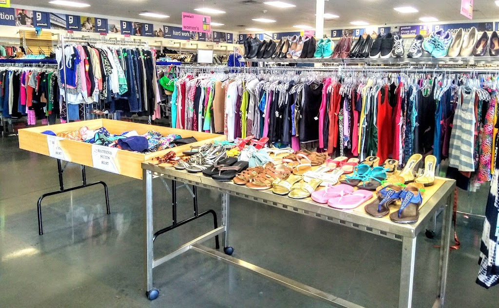 Goodwill Retail Store and Donation Center | 3153 Solomons Island Road, Edgewater, MD 21037, USA | Phone: (410) 956-4159