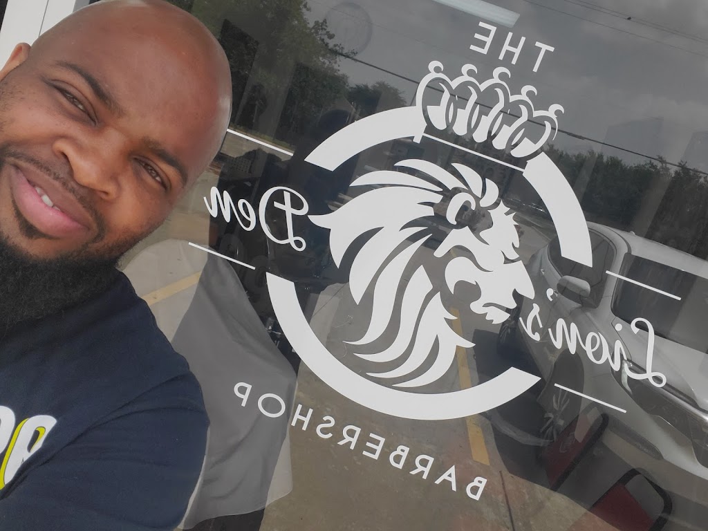 The Lions Den Barbershop | 785 W Hidden Creek Pkwy, Burleson, TX 76028 | Phone: (817) 386-4332