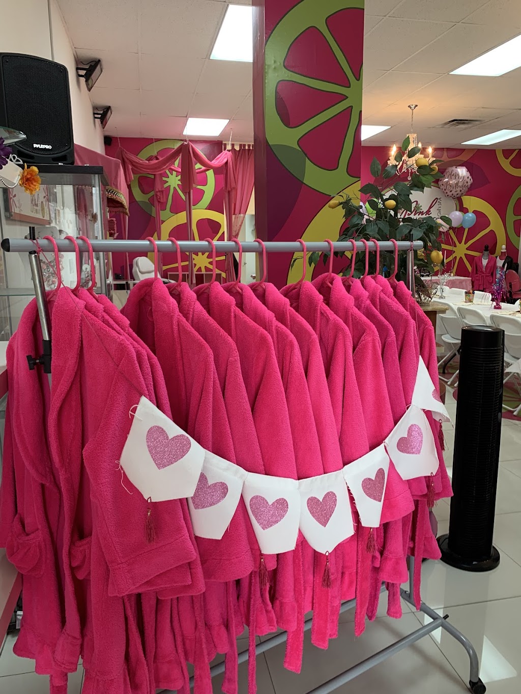 Pink Lemonade Girls Spa | 18673 W Dixie Hwy, Aventura, FL 33180, USA | Phone: (305) 466-6444
