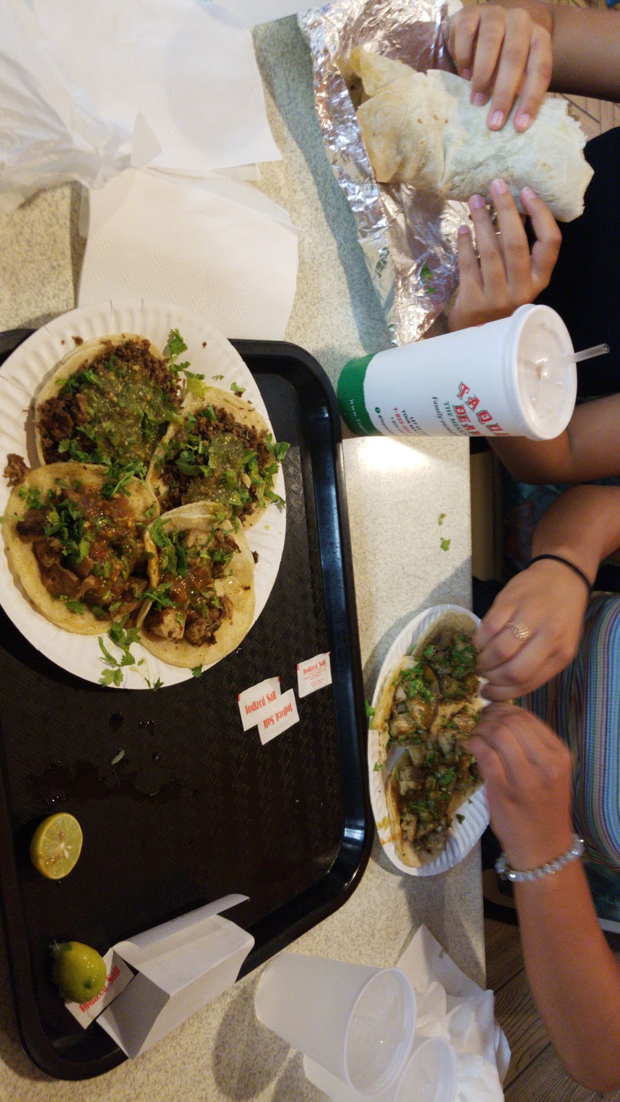 Taqueria De Anda | 701 E La Habra Blvd #5529, La Habra, CA 90631 | Phone: (562) 694-6774