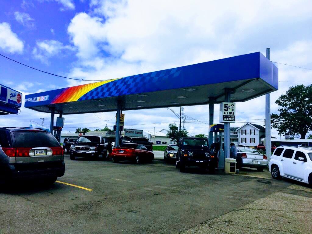 Phils One Stop | 1515 N Randolph St, Garrett, IN 46738, USA | Phone: (260) 357-3727