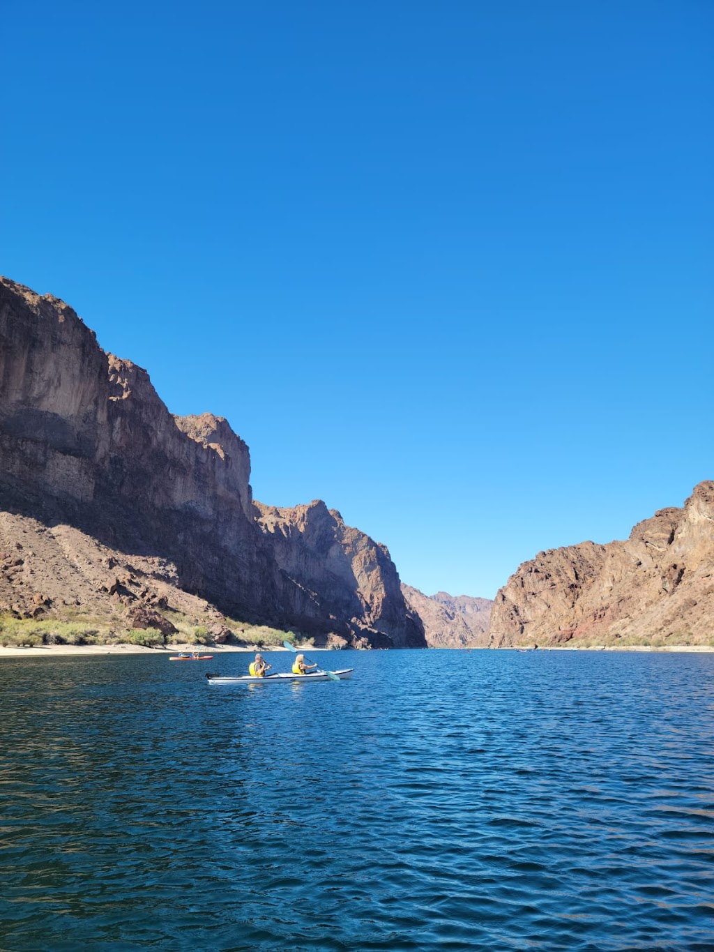 Kayak Lake Mead | 21368 N Palm Desert Dr, Willow Beach, AZ 86445, USA | Phone: (928) 767-3061