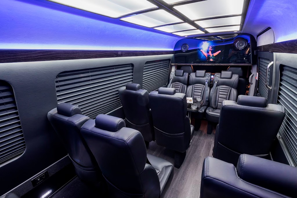 Blue Ribbon Limo | 6370 Piper Glen Rd Suite 308, McKinney, TX 75070, USA | Phone: (469) 333-7800