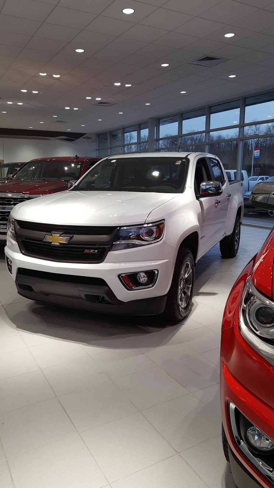 Sarchione Chevrolet | 1572 OH-44, Randolph, OH 44265, USA | Phone: (330) 325-9991