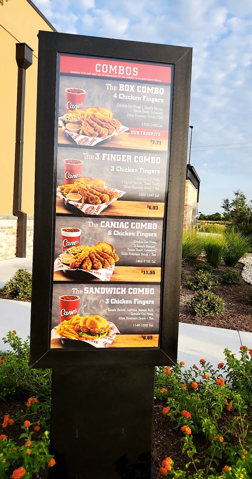 Raising Canes Chicken Fingers | 3158 S State Hwy 161, Grand Prairie, TX 75052, USA | Phone: (972) 606-4591