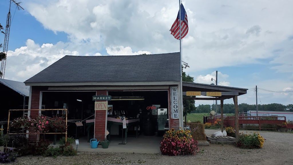 Pregitzer Farm Market, Llc | 6870 Territorial Rd, Munith, MI 49259, USA | Phone: (517) 240-4600
