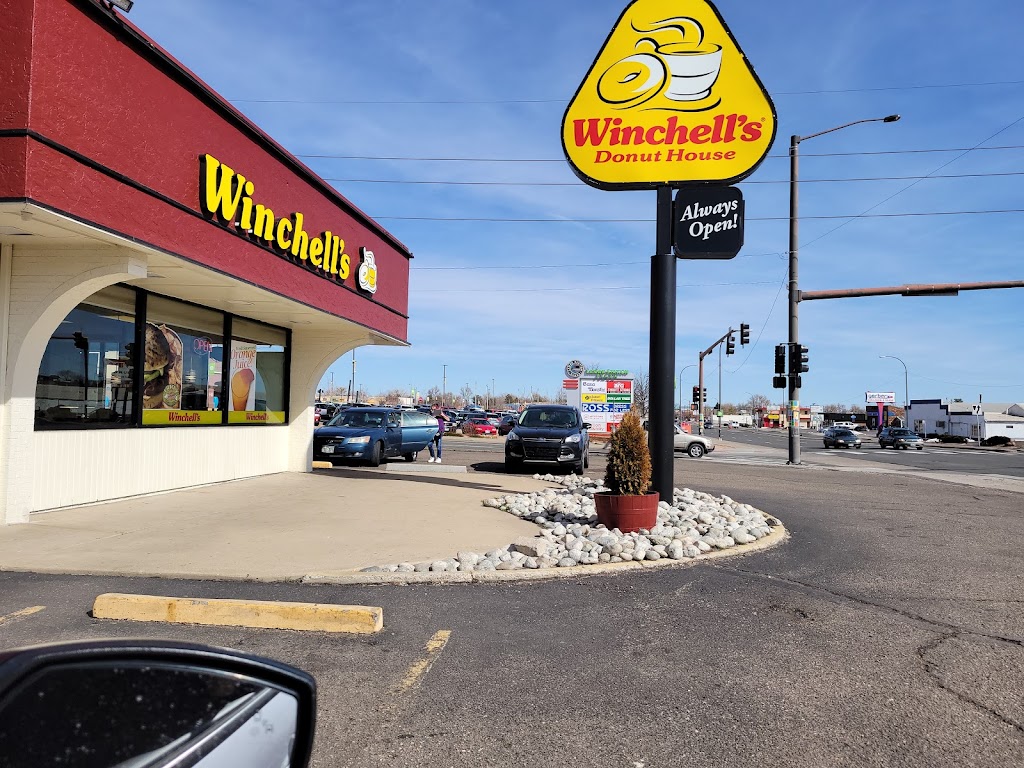Winchells | Parking lot, 6801 W Colfax Ave, Lakewood, CO 80214, USA | Phone: (303) 232-4789