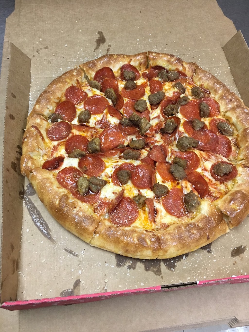 Georgios Oven Fresh Pizza Co | 25999 Highland Rd, Richmond Heights, OH 44143, USA | Phone: (216) 692-9510