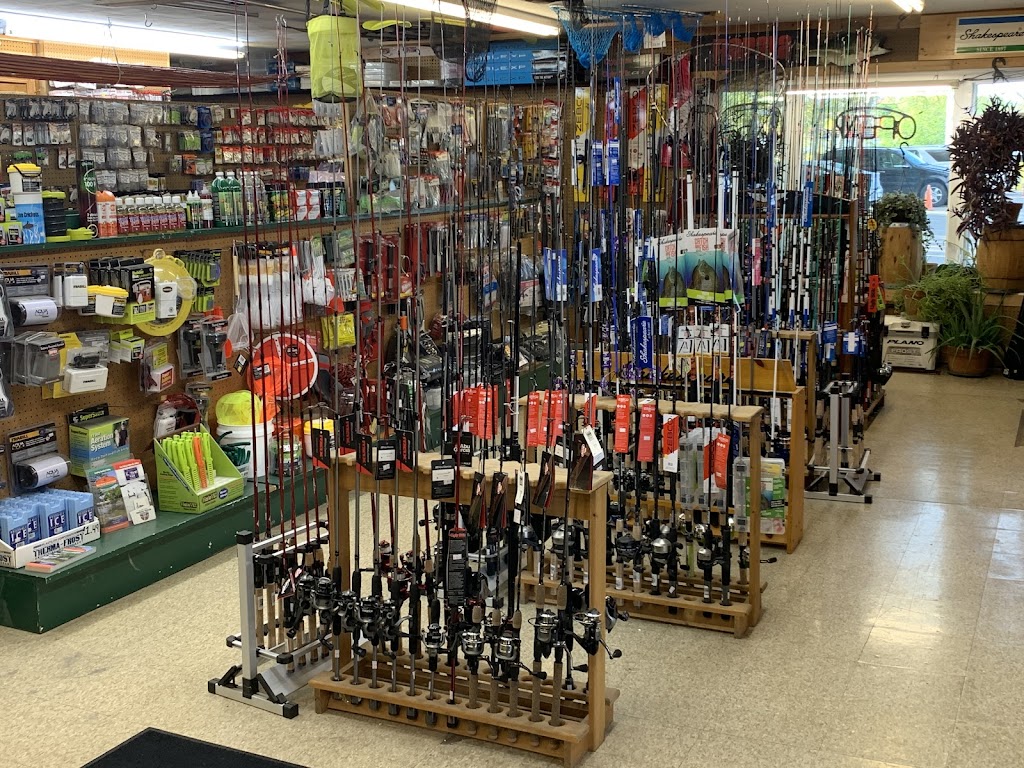Schwartzs Bait & Tackle | 118 Cicero Rd, Noblesville, IN 46060, USA | Phone: (317) 776-0129