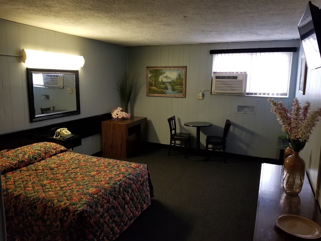 Belmont Motel Inn | 222-16 Hempstead Ave, Queens, NY 11429, USA | Phone: (718) 776-4534