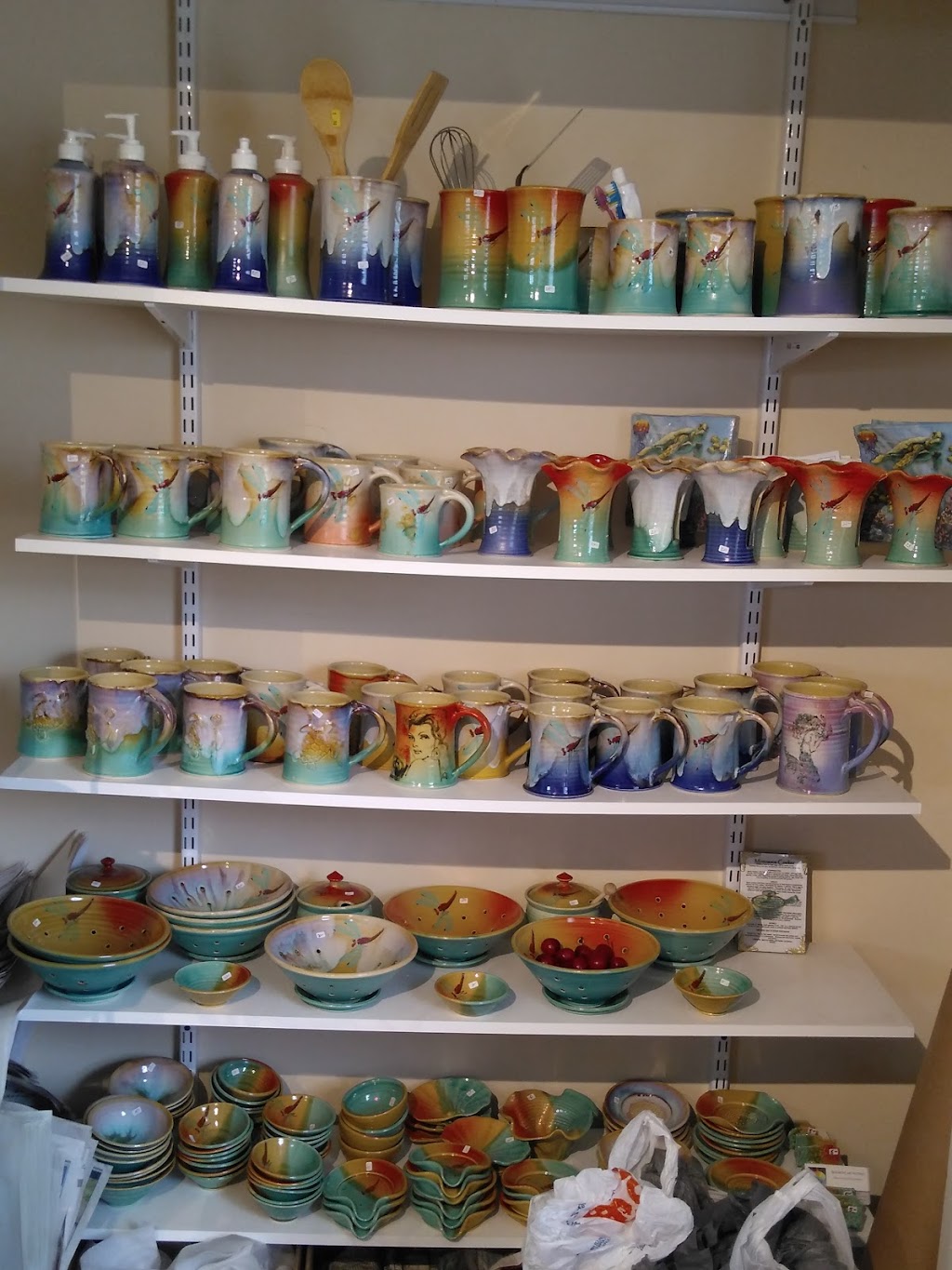 Seagrove Art Pottery | 402 E Main St, Seagrove, NC 27341, USA | Phone: (336) 872-4054