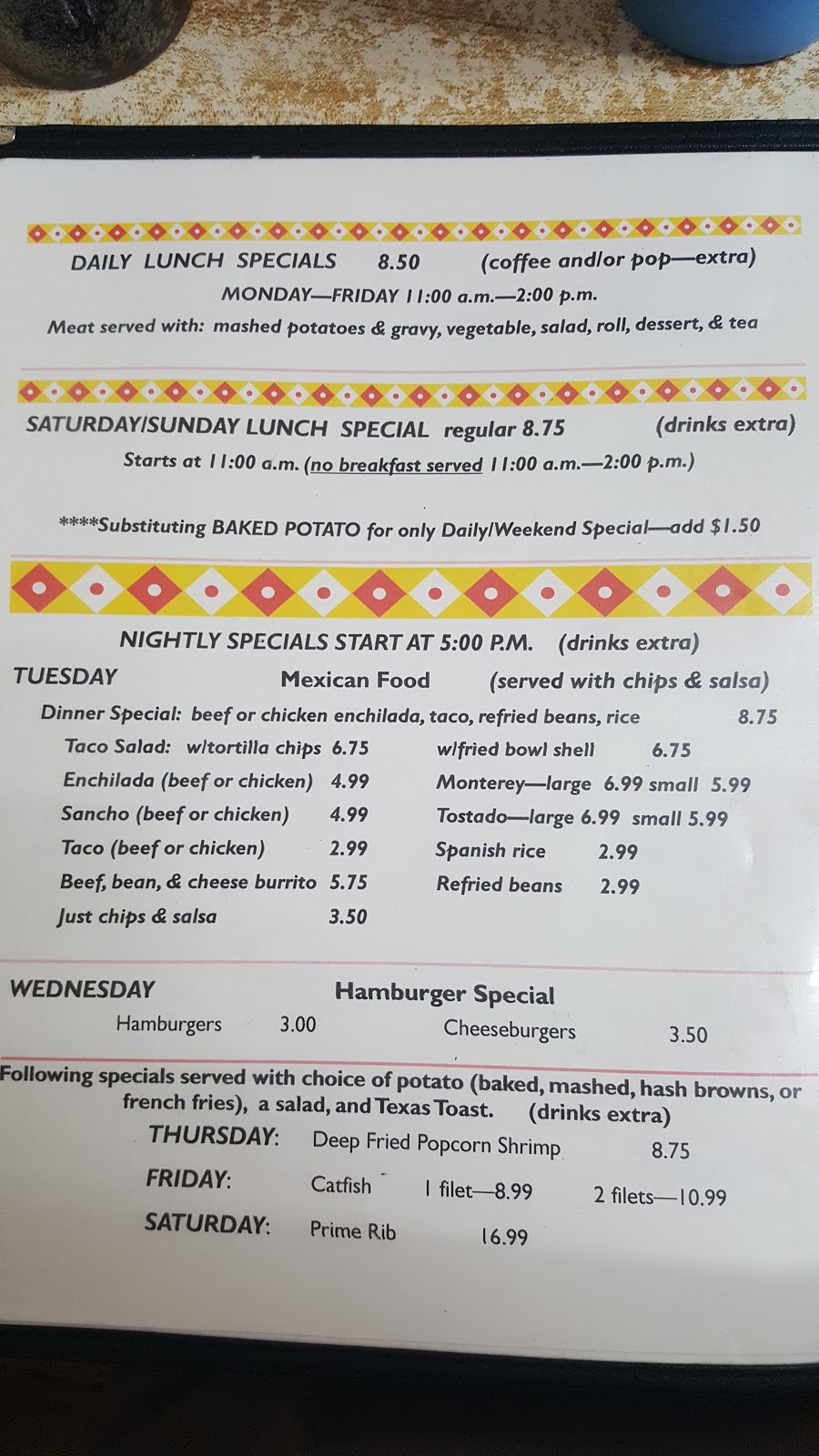 Town & Country Cafe | 410 1/2 Highway, K77, Florence, KS 66851, USA | Phone: (620) 878-4487