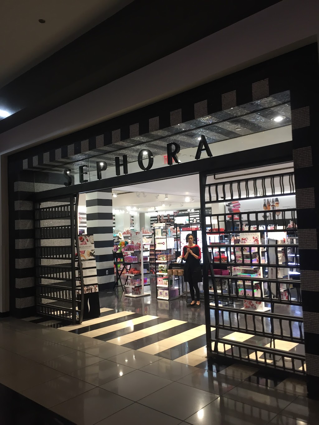 SEPHORA | 3663 Las Vegas Blvd S, Las Vegas, NV 89109, USA | Phone: (702) 737-0550