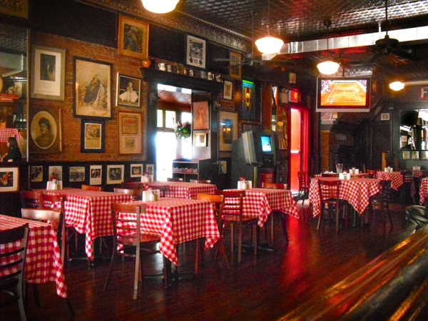 Dorrians Red Hand (NYC) | 1616 2nd Ave, New York, NY 10028, USA | Phone: (212) 772-6660