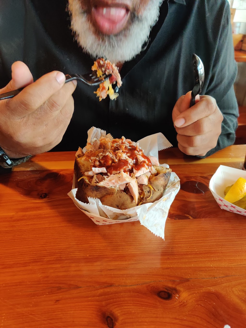 Rudys "Country Store" and Bar-B-Q | 12369 South Fwy, Burleson, TX 76028, USA | Phone: (817) 502-6435