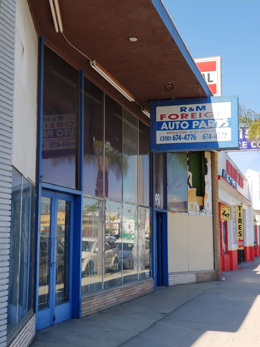 R&M Foreign Auto Parts | 951 South La Brea Ave, Inglewood, CA 90301, USA | Phone: (310) 674-4777