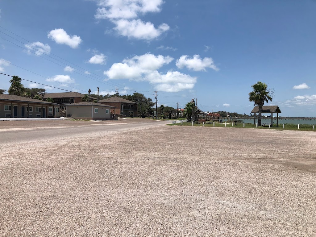 Sandollar Resort & RV Park | 919 N Fulton Beach Rd, Rockport, TX 78382 | Phone: (361) 729-2381