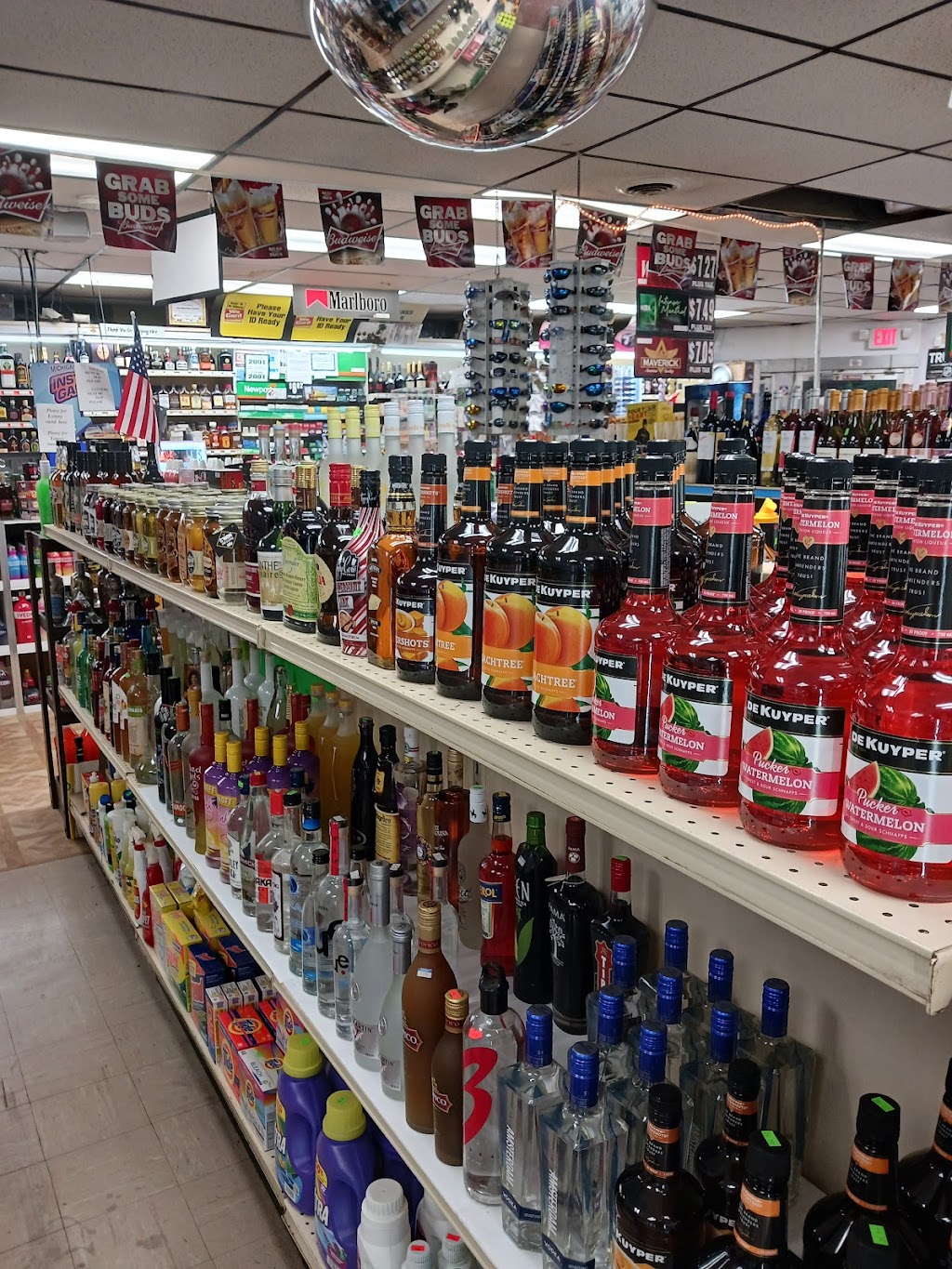 Liquor Wagon Shoppee | 46351 Willis Rd, Belleville, MI 48111, USA | Phone: (734) 325-7463