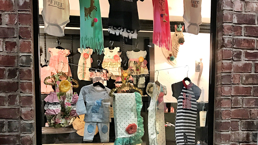 Sugar And Snails Boutique | 702 Fort Worth Hwy ste a, Weatherford, TX 76086, USA | Phone: (817) 771-2223