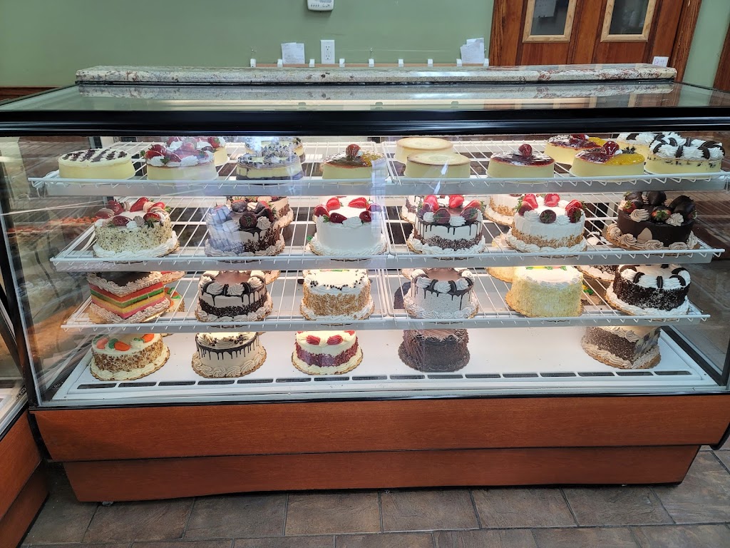 Rispoli Pastry Shop | 1184 Bay St, Staten Island, NY 10305 | Phone: (718) 273-5300