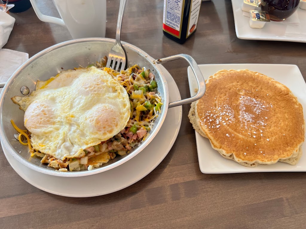 Egg House | 2 W St Charles Rd, Lombard, IL 60148, USA | Phone: (630) 376-6044