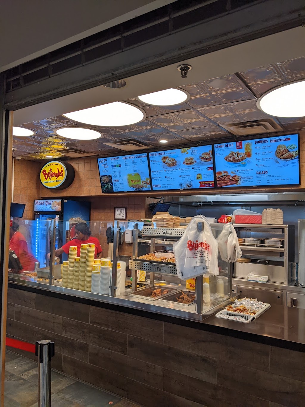 Bojangles | 5501 Josh Birmingham Pkwy Concourse B, Charlotte, NC 28208 | Phone: (704) 359-1106