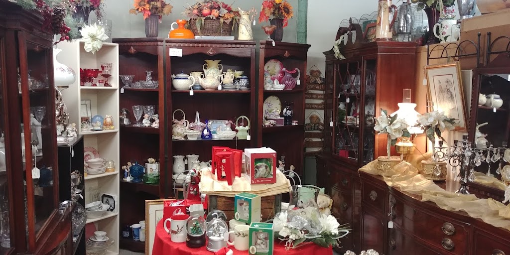 Village Antiques & Gifts | 7289 Nolensville Rd, Nolensville, TN 37135, USA | Phone: (615) 776-1200