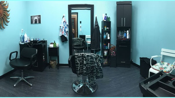 Caylins Cut and Color | 1791 NW Maynard Rd Suite 216, Cary, NC 27513, USA | Phone: (919) 443-9539