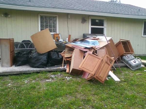 Junk Trash Removal | 8331 NW 18th St, Pembroke Pines, FL 33024, USA | Phone: (954) 633-8288