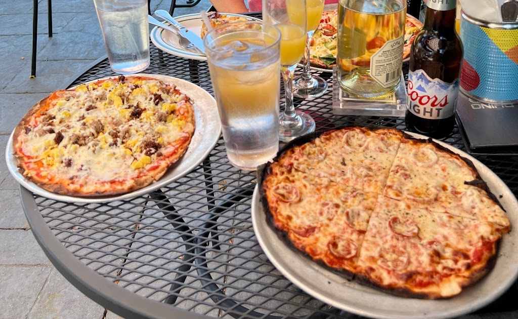 Byrnes Grilled Pizza | 5615 N Illinois St, Indianapolis, IN 46208, USA | Phone: (317) 737-2056