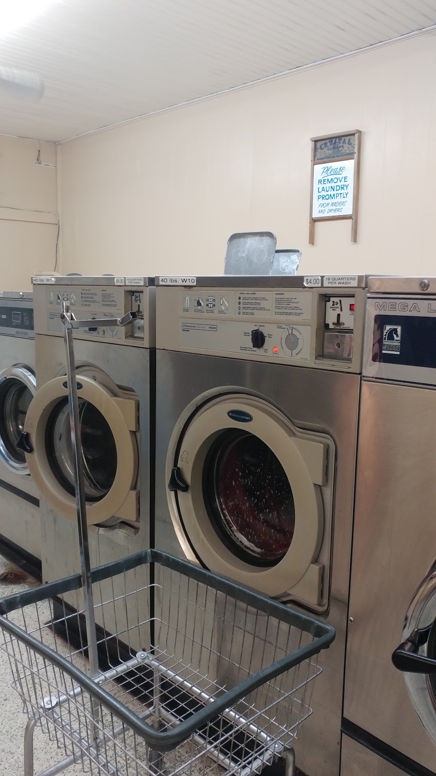 Bayshore Laundromat 1305 Bayshore Blvd, Dunedin, FL 34698