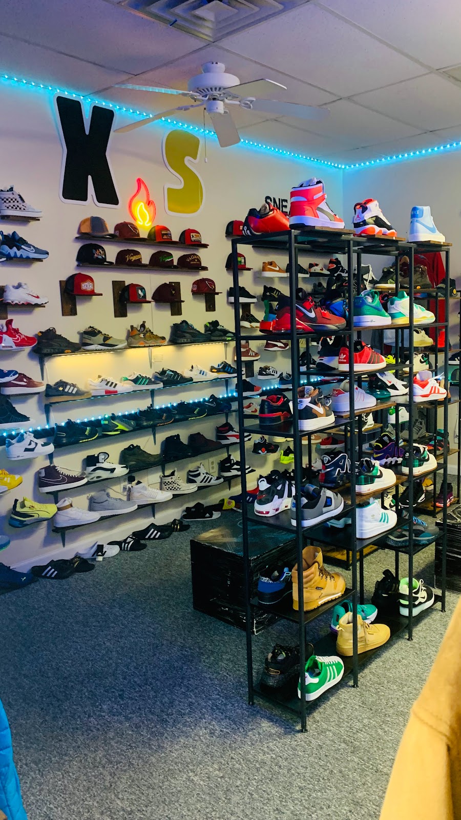 Xtreme Sneakers | 603 N Meridian St, Portland, IN 47371, USA | Phone: (260) 251-0751