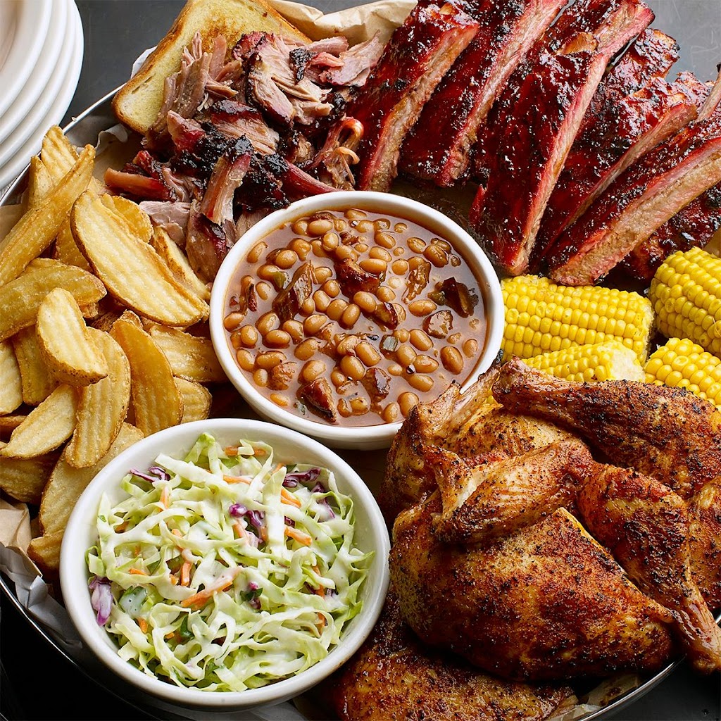 Famous Daves Bar-B-Que | 8605 Citadel Way, Louisville, KY 40220, USA | Phone: (502) 493-2812