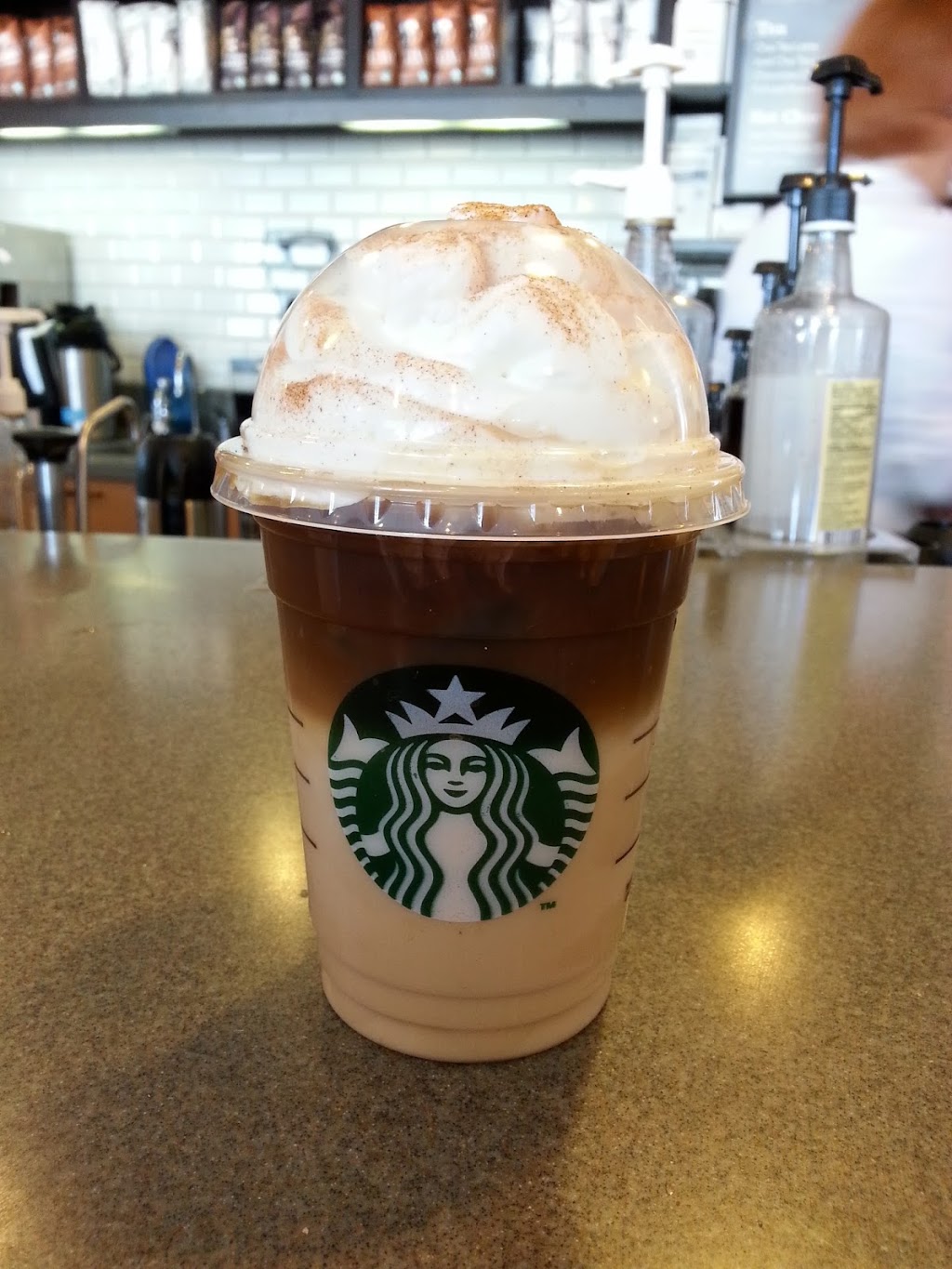 Starbucks | 2693 Hempstead Tpke, Levittown, NY 11756, USA | Phone: (516) 796-5609