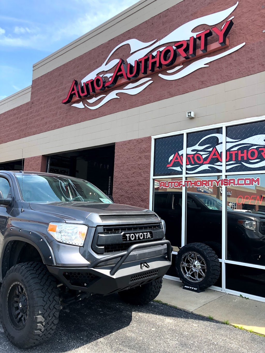 Auto Authority | 15290 Veterans Memorial Pkwy, Wentzville, MO 63385, USA | Phone: (636) 327-7782