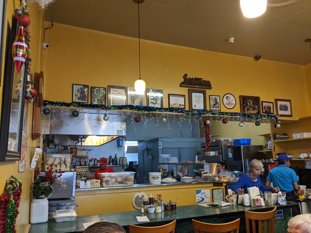 Eat At Rudys | 1340 Post Ave, Torrance, CA 90501, USA | Phone: (310) 533-0752