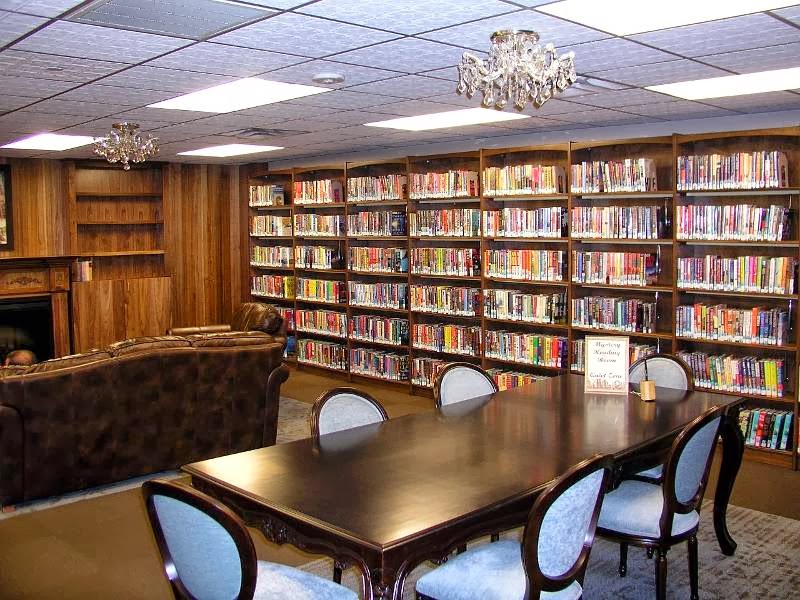 Apache Junction Public Library | 1177 N Idaho Rd, Apache Junction, AZ 85119, USA | Phone: (480) 474-8555