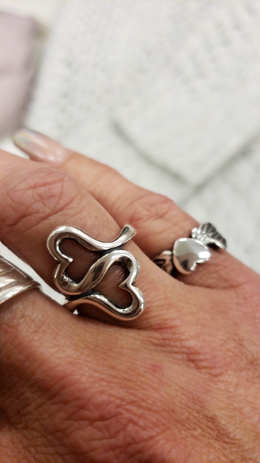 James Avery Artisan Jewelry | 3941 S Interstate 35 100 #100, San Marcos, TX 78666, USA | Phone: (512) 353-0037