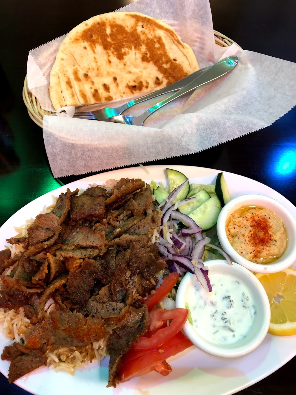 Gyro palace | 1780 E Main St #300, Woodland, CA 95776, USA | Phone: (530) 665-6777