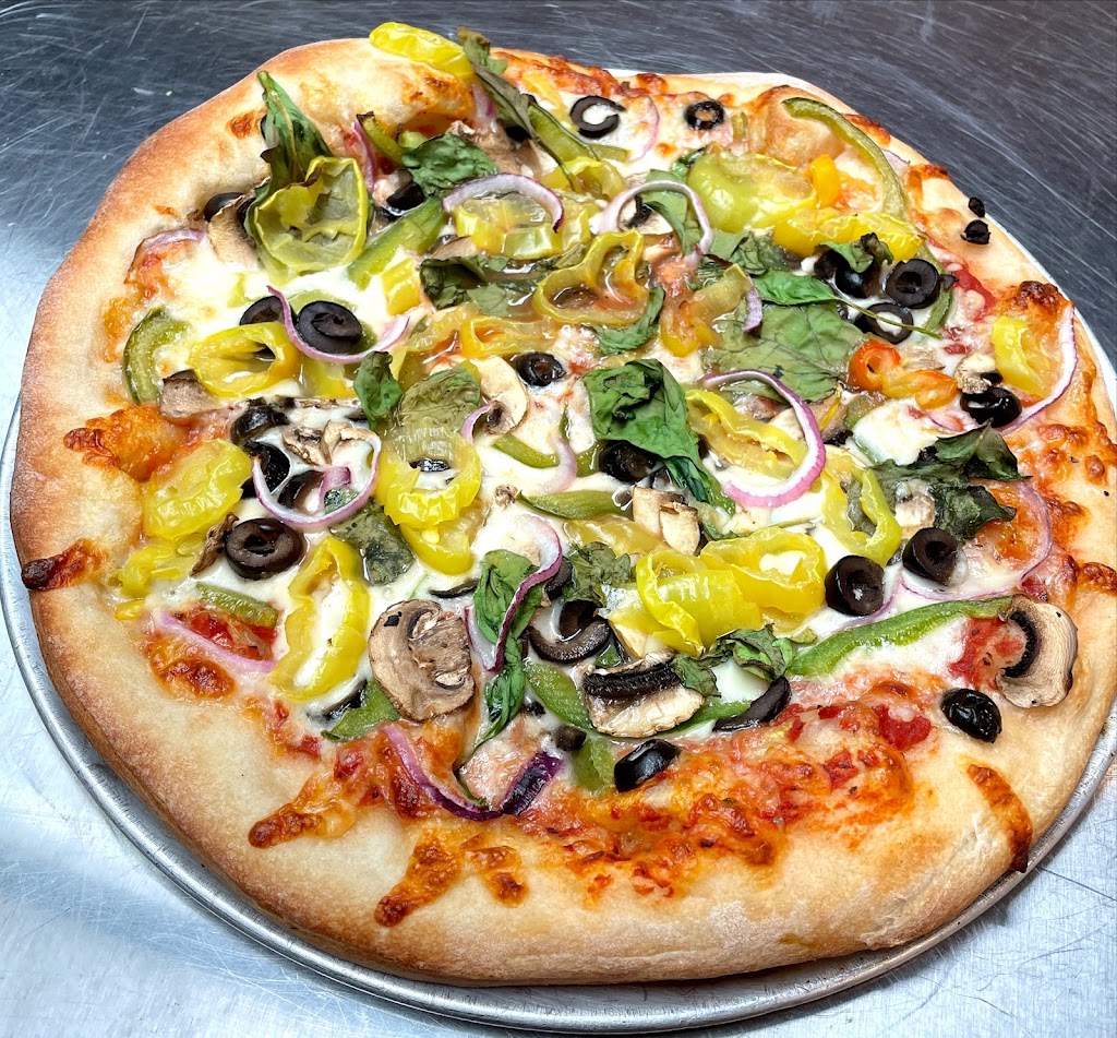 Moyock Pizza Kitchen | 112 Currituck Commercial Dr, Moyock, NC 27958, USA | Phone: (252) 435-2356