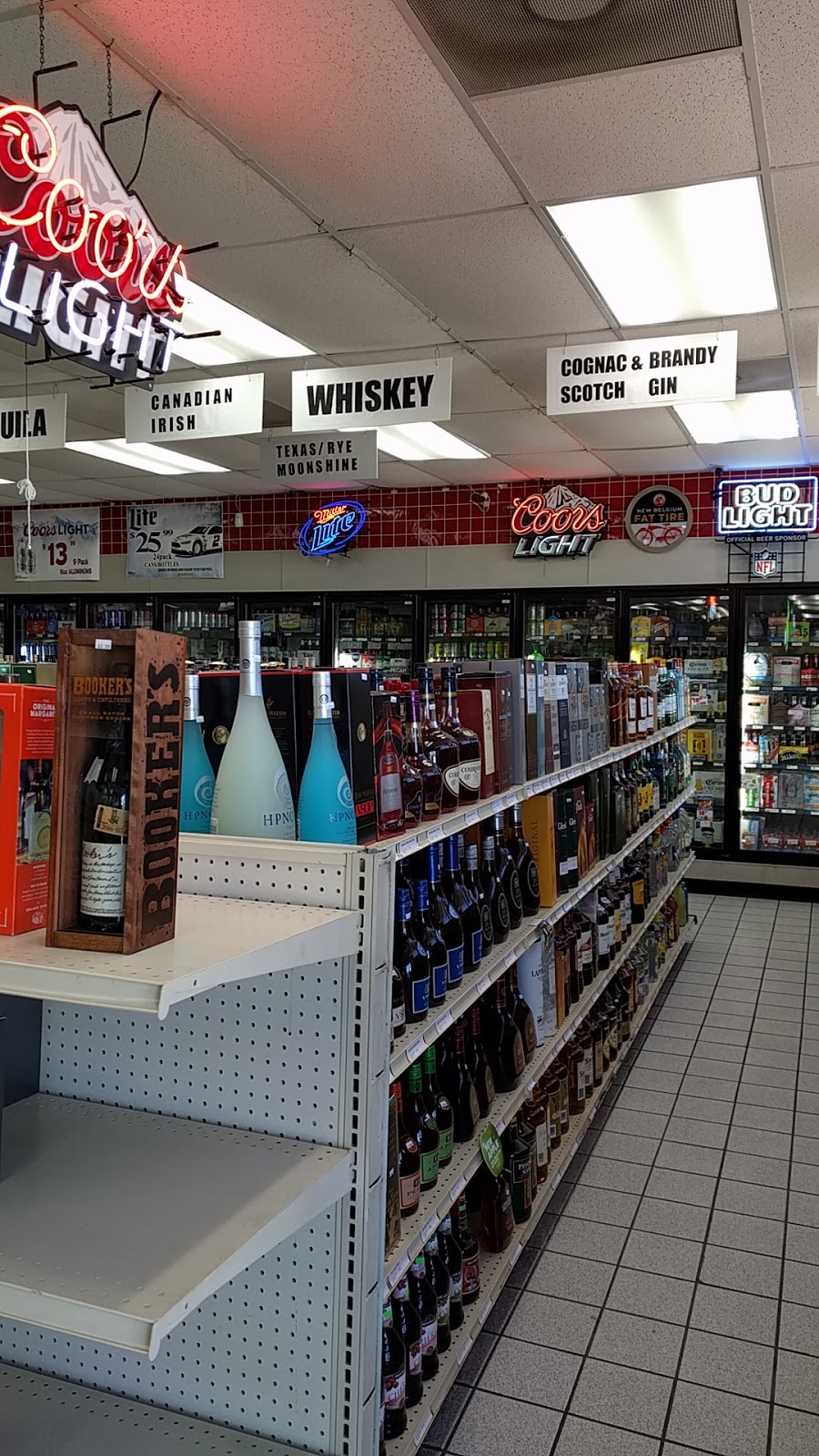 Discount Liquors | 760784425, 700 S Main St, Rhome, TX 76078 | Phone: (817) 638-2669