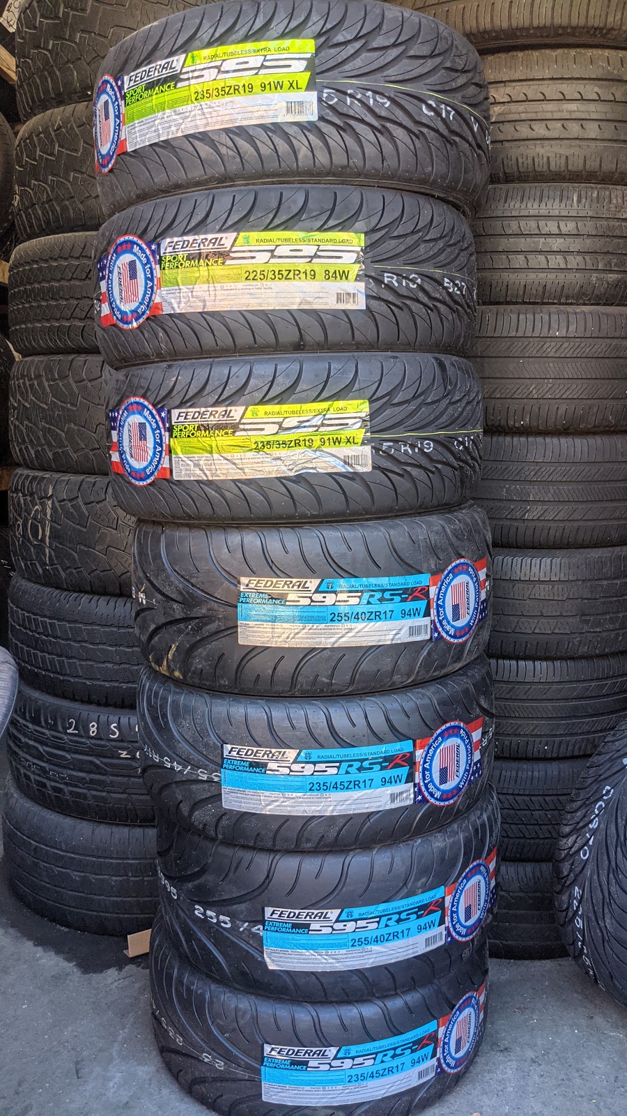 Los gatos new and used tires | 37-34 31st St, Queens, NY 11101, USA | Phone: (718) 361-6002