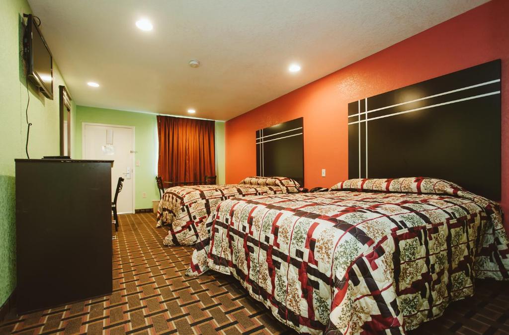 Regency Inn - Channelview | 15615 E Freeway Service Rd, Channelview, TX 77530, USA | Phone: (281) 452-0719