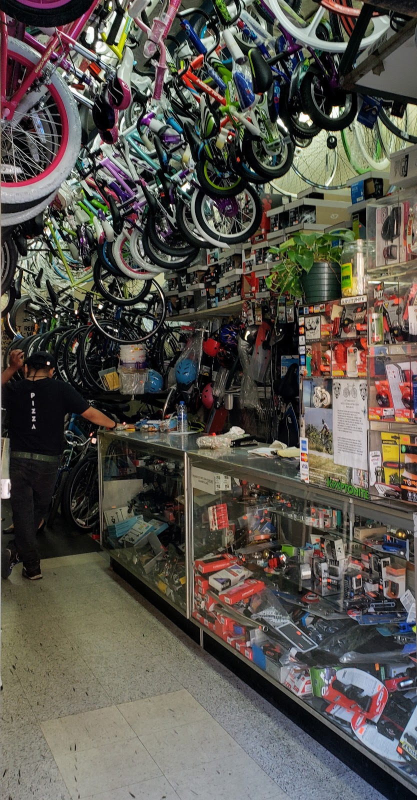 Eddies Bicycle Shop | 490 Amsterdam Ave, New York, NY 10024, USA | Phone: (212) 580-2011