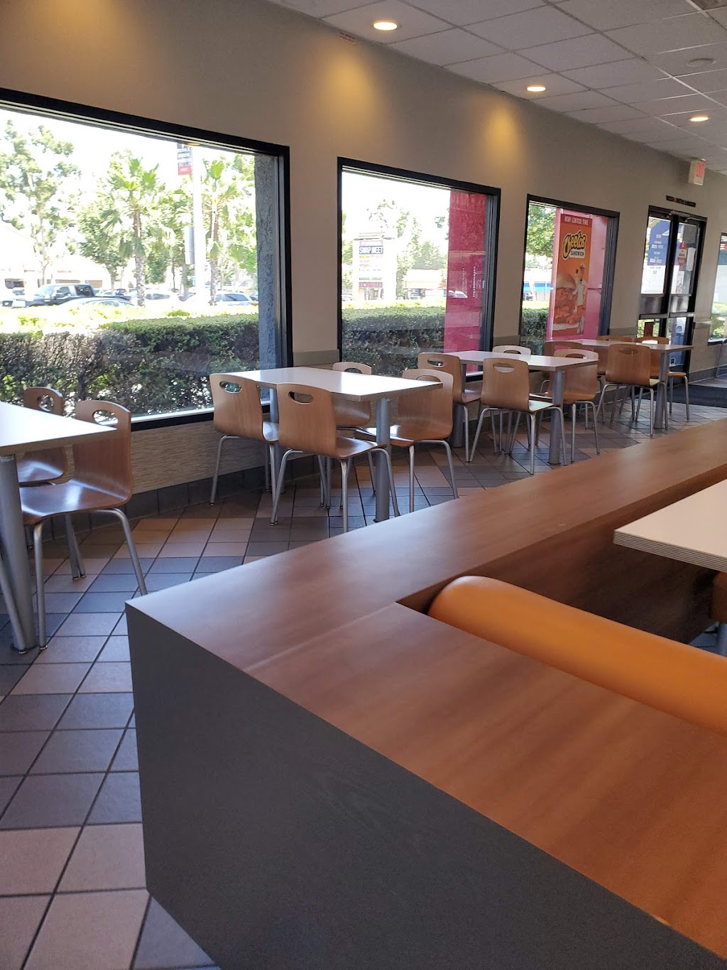 KFC | 9758 Sierra Ave, Fontana, CA 92335, USA | Phone: (909) 357-1705