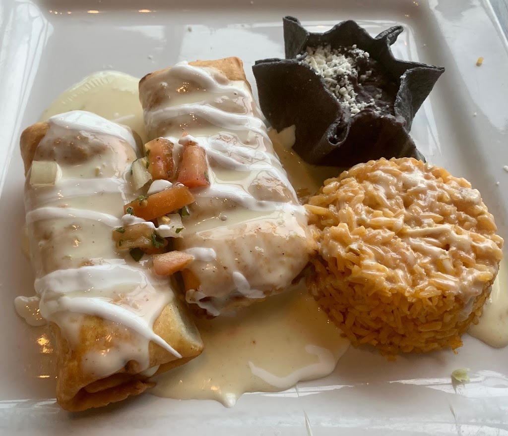 Chante Mexican Grill & Cantina | 951 W Round Grove Rd #200, Lewisville, TX 75067 | Phone: (469) 293-8098