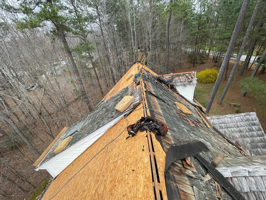 Solis Roofing and Siding LLC | 9230 NC-57, Rougemont, NC 27572, USA | Phone: (919) 225-2775