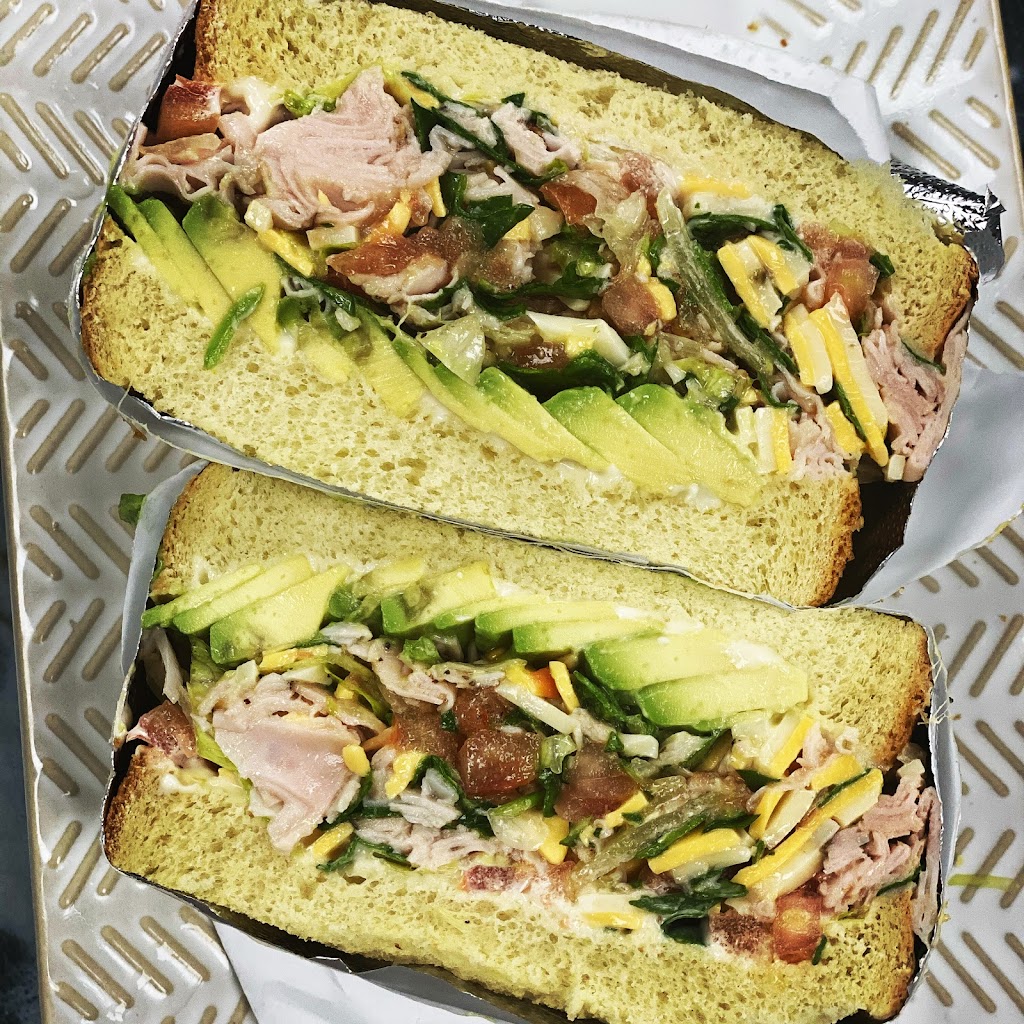 DAY & NIGHT DELI | 302 Guy Lombardo Ave, Freeport, NY 11520, USA | Phone: (516) 415-7284