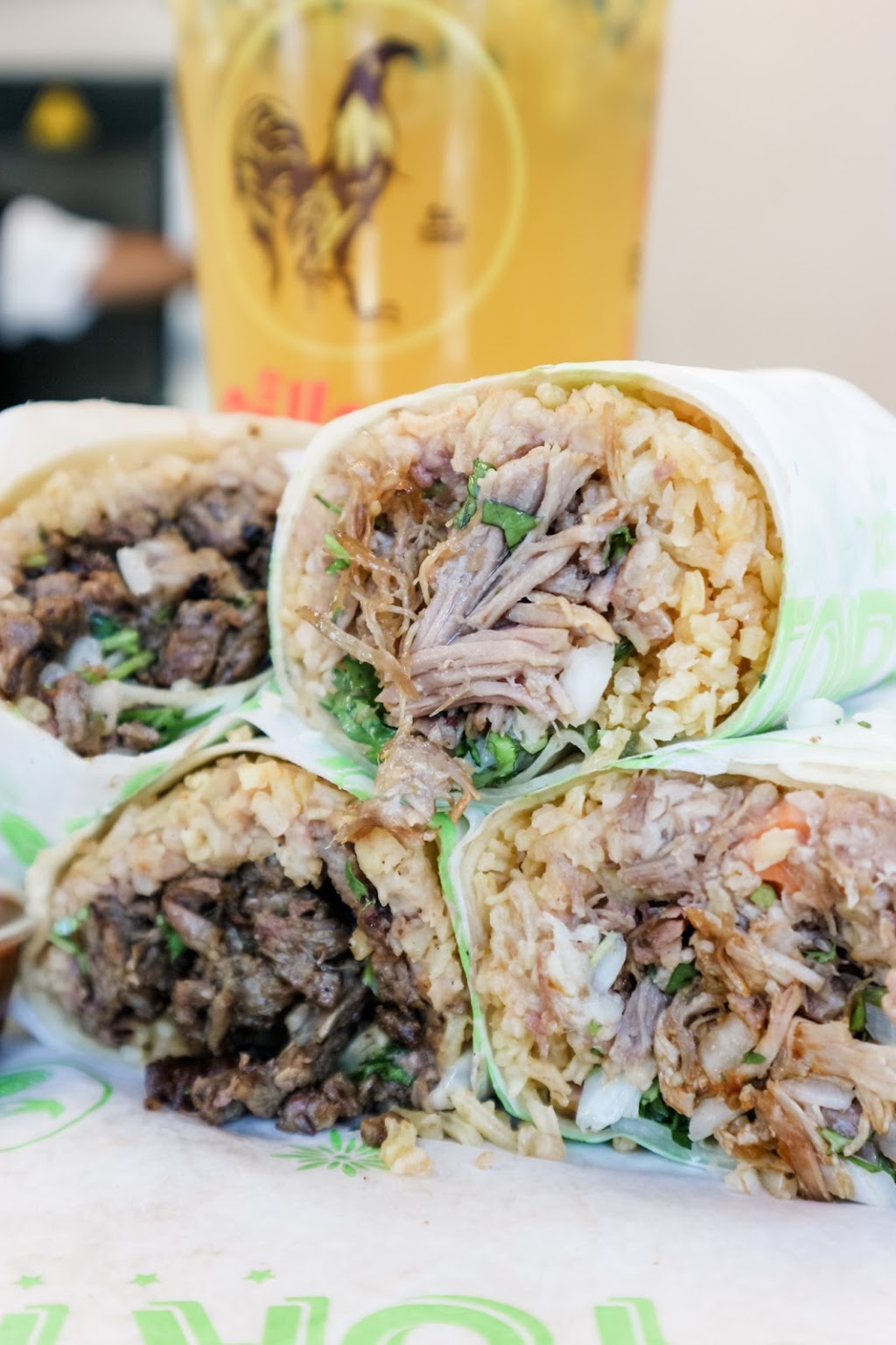 El Gallo Giro | 3180 E Imperial Hwy, Lynwood, CA 90262, USA | Phone: (310) 667-4670